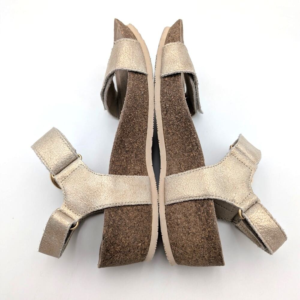 Munro Sintra Hook & Loop Wedge Sandals Women's Size Gold/Tan Size US8M EU38.5 - Picture 6 of 10